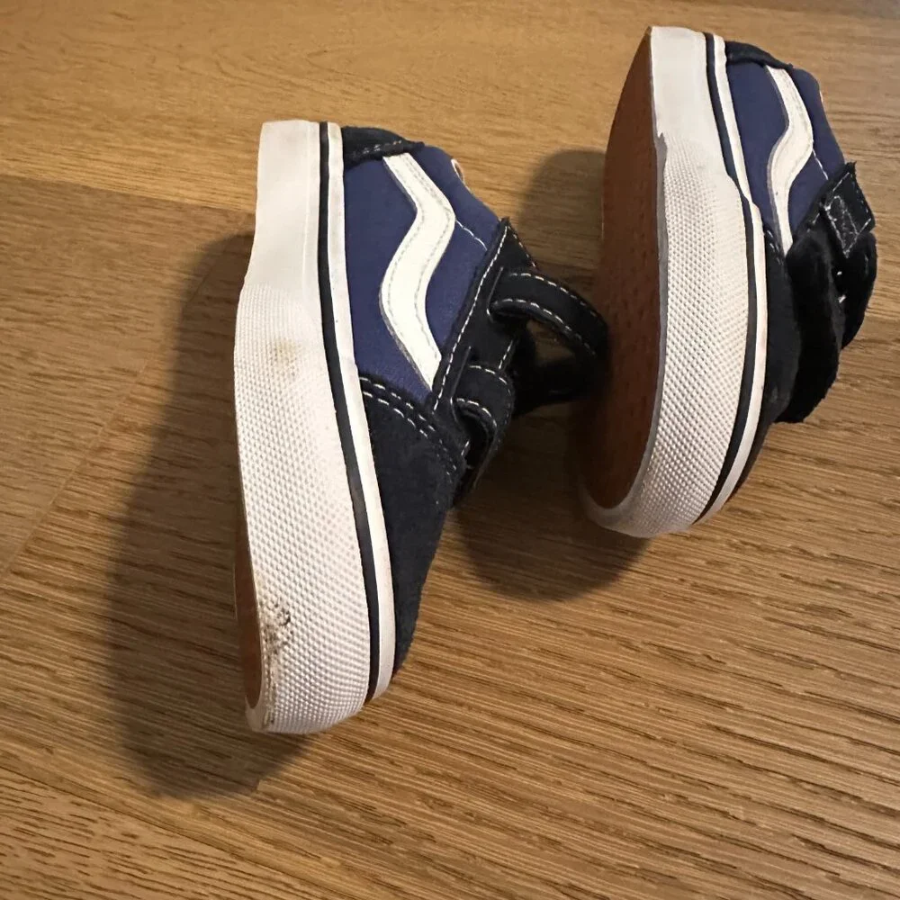 Vans Old Skool V Core Navy in T9 - Picture 4 of 8